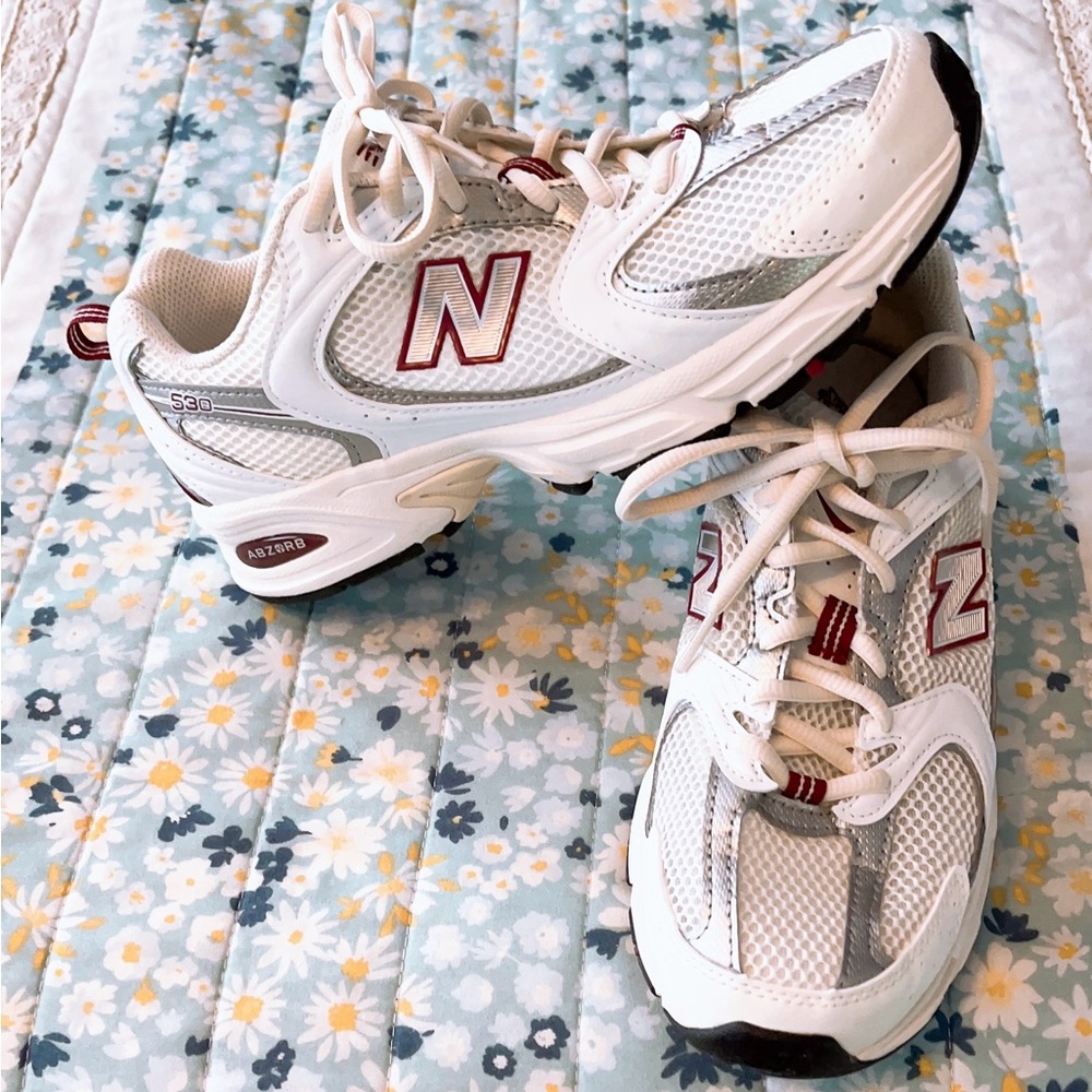 New Balance 530 shoes!!